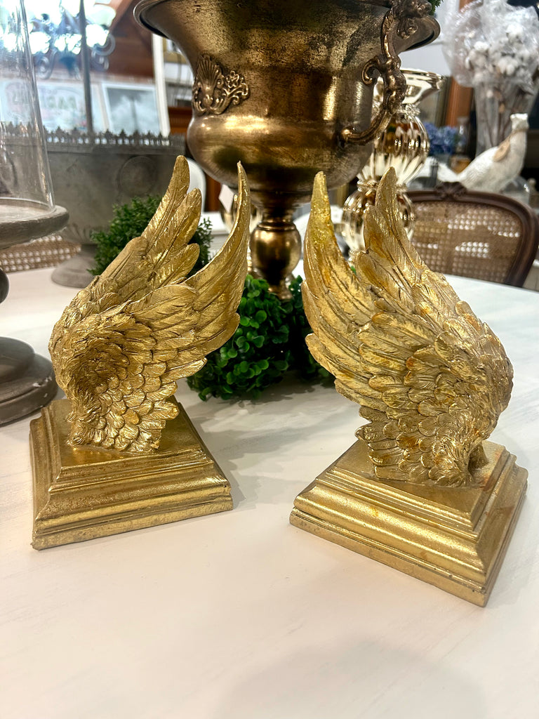 Wing Bookends