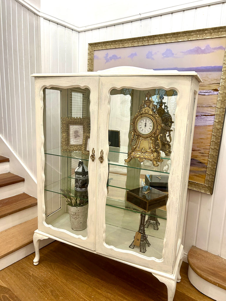 Vintage Queen Anne Display Cabinet