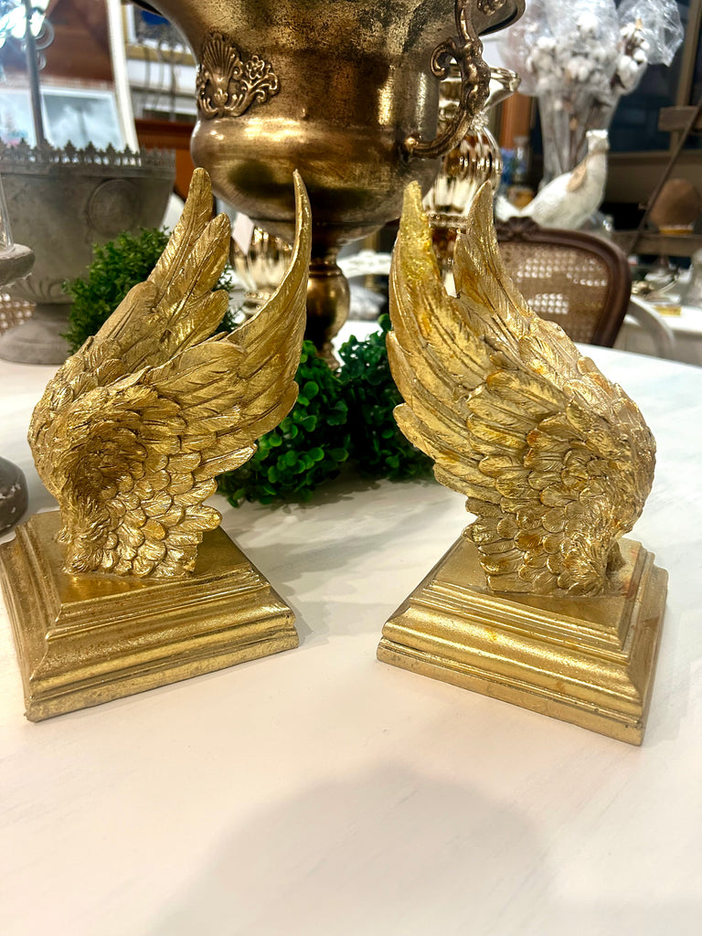 Wing Bookends